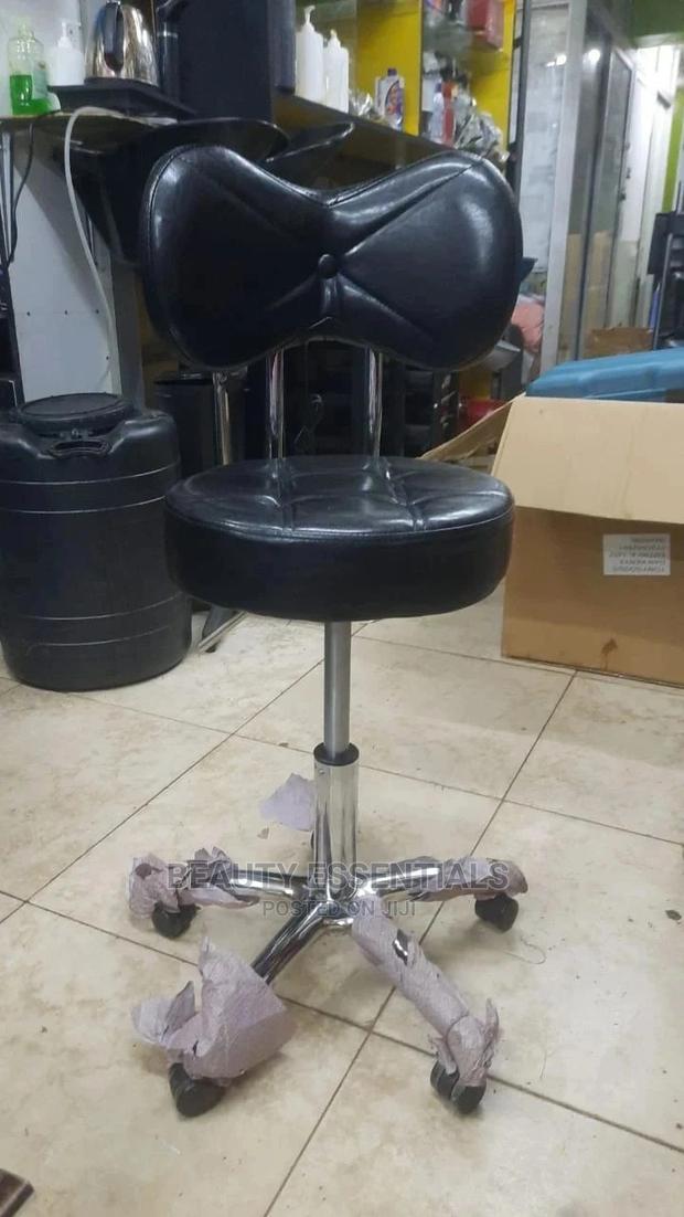 Pedicure Seat - main view