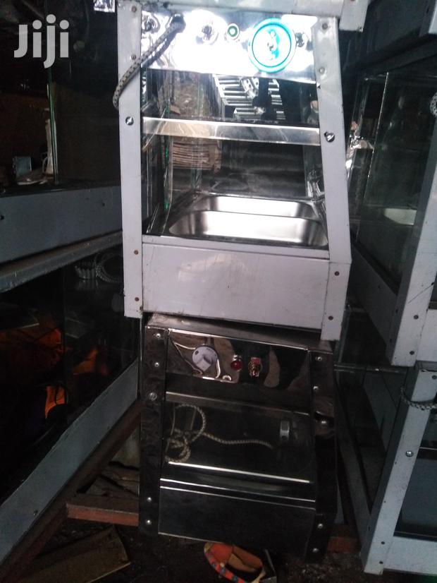 Chip's Warmer/Chip's Food Display Warmer With Basins - main view