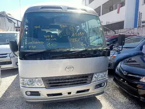 Toyota Coaster 2013