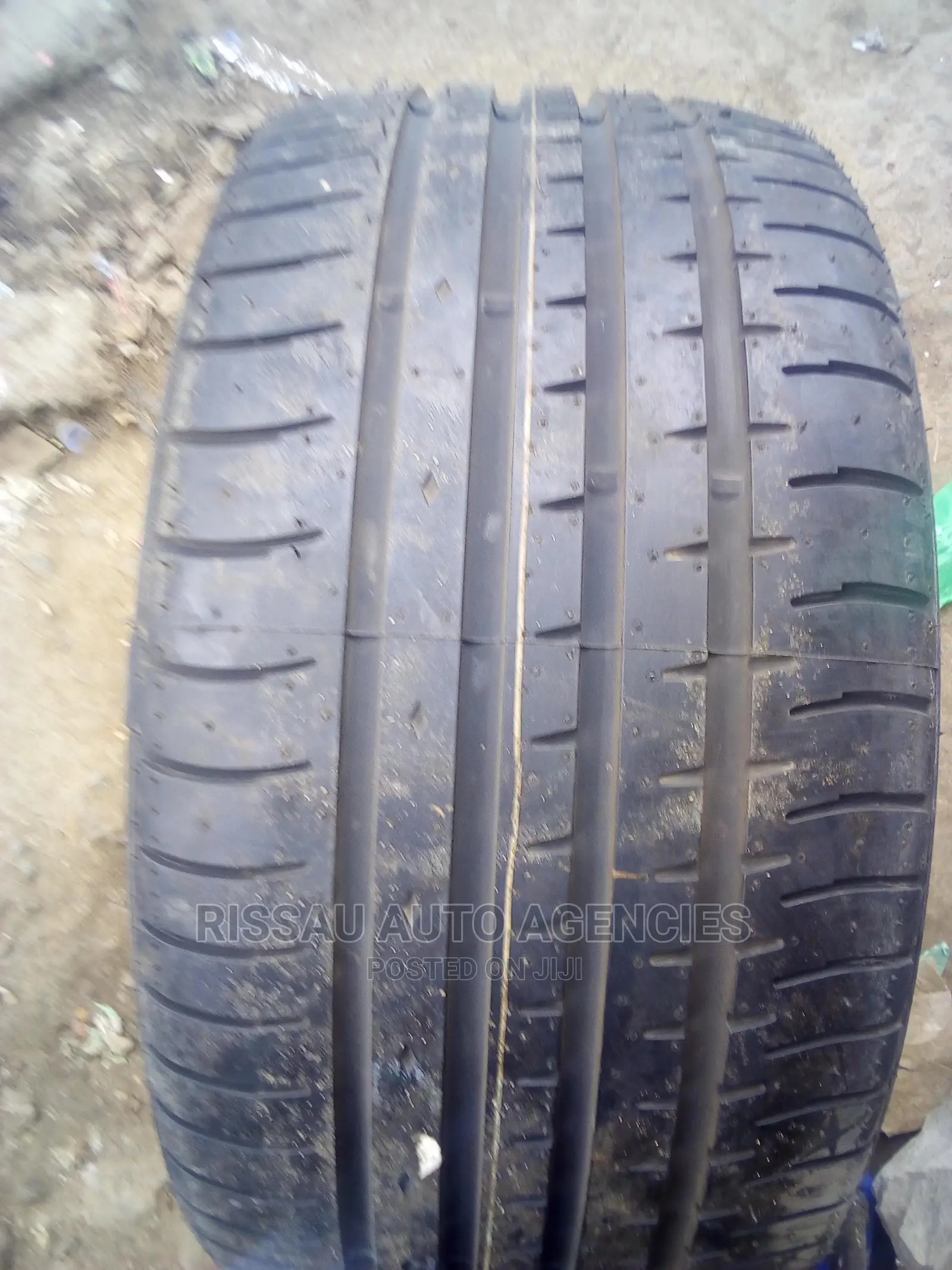 265/35 R 18 Accelera Tyres