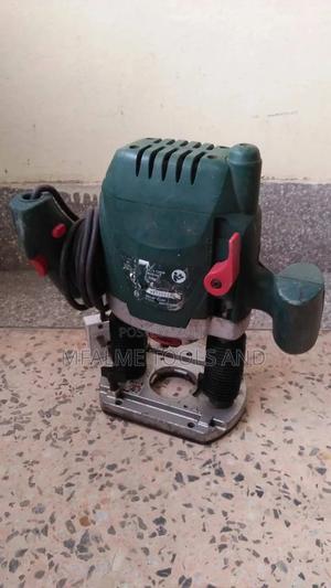 Router - Bosch 1200W, Professional 240v Industrial Router – - thumbnail 2