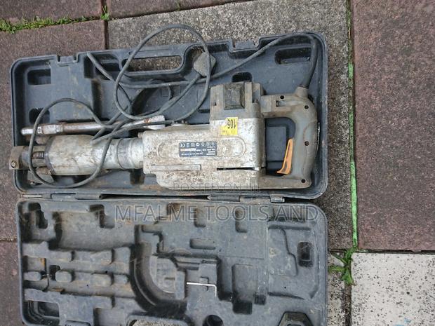 Jack Hammer- For Demolition, Concrete Breaker- Ex-Uk - thumbnail 2