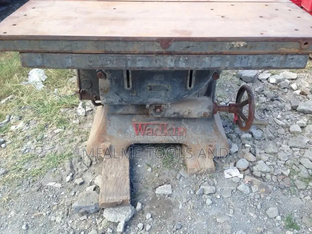Wood Bench Saw - Wadkin, Large Circular Table, 3 Phase Ex-uk