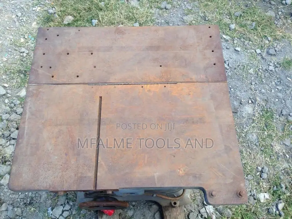 Wood Bench Saw - Wadkin, Large Circular Table, 3 Phase Ex-uk