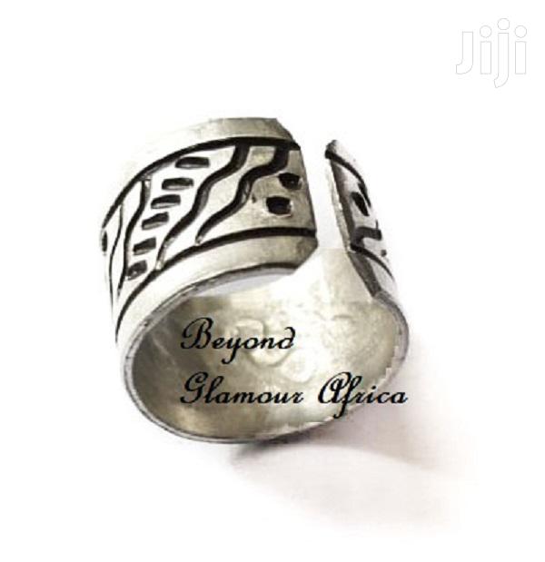 Unisex Engraved Metal Band - thumbnail 3
