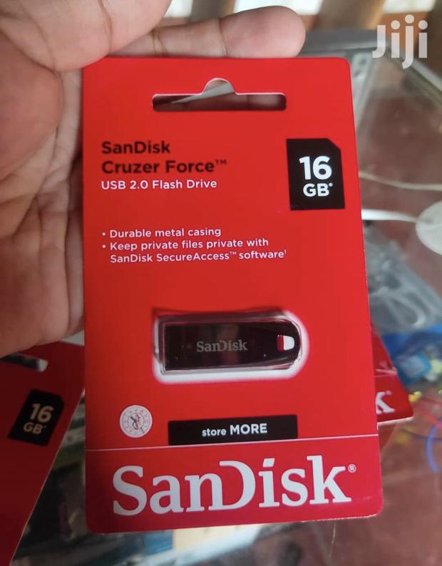 Sandisk 16gb Cruzer Force Flashdisk - main view
