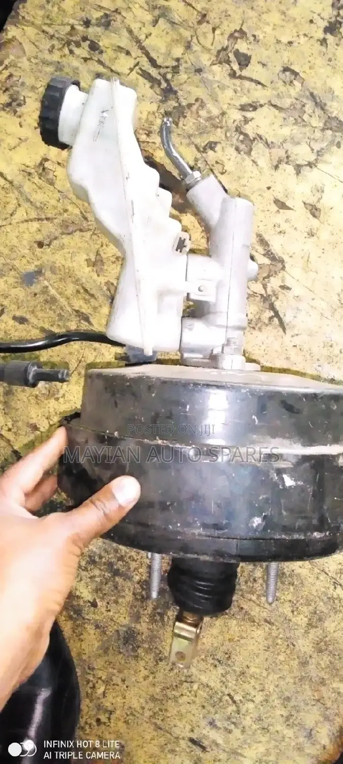Brake Master Cylinder for Avensis.