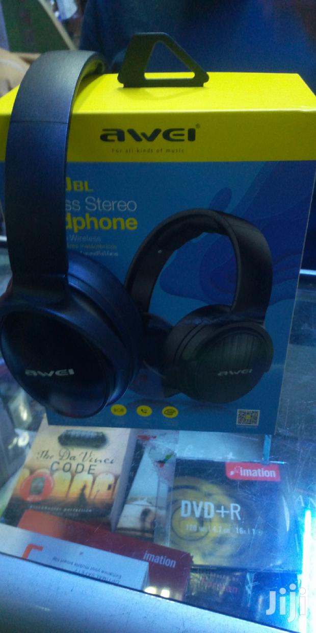 Awei Noise Cencalation Stereo Headset.