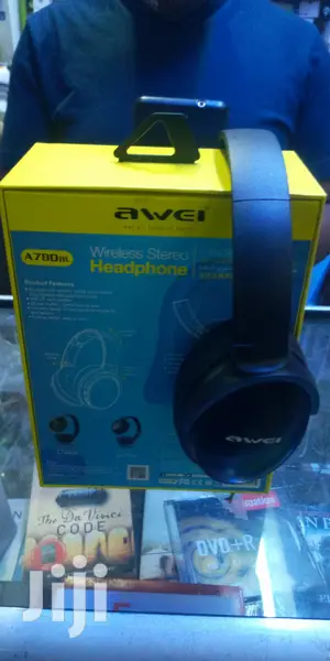 Awei Noise Cencalation Stereo Headset.