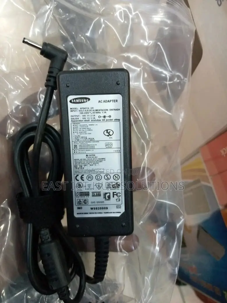 Samsung Small Pin Charger