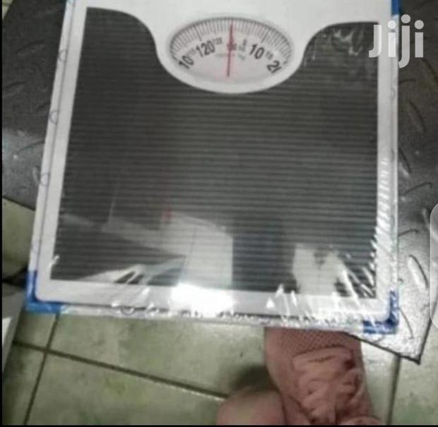Unique Analogue Bathroom Scale - main view