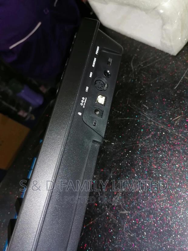 M-audio 61 Keys Midi Keyboard - thumbnail 2