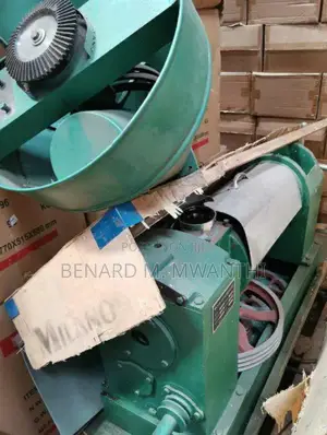 Screw Oil Press Machine