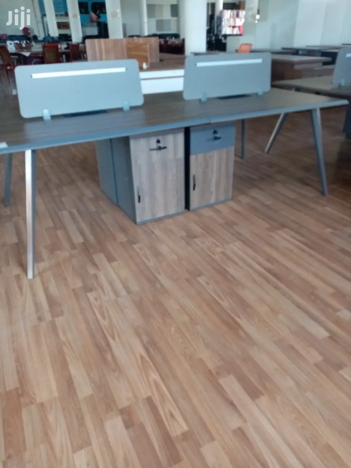 4 Way Workstation