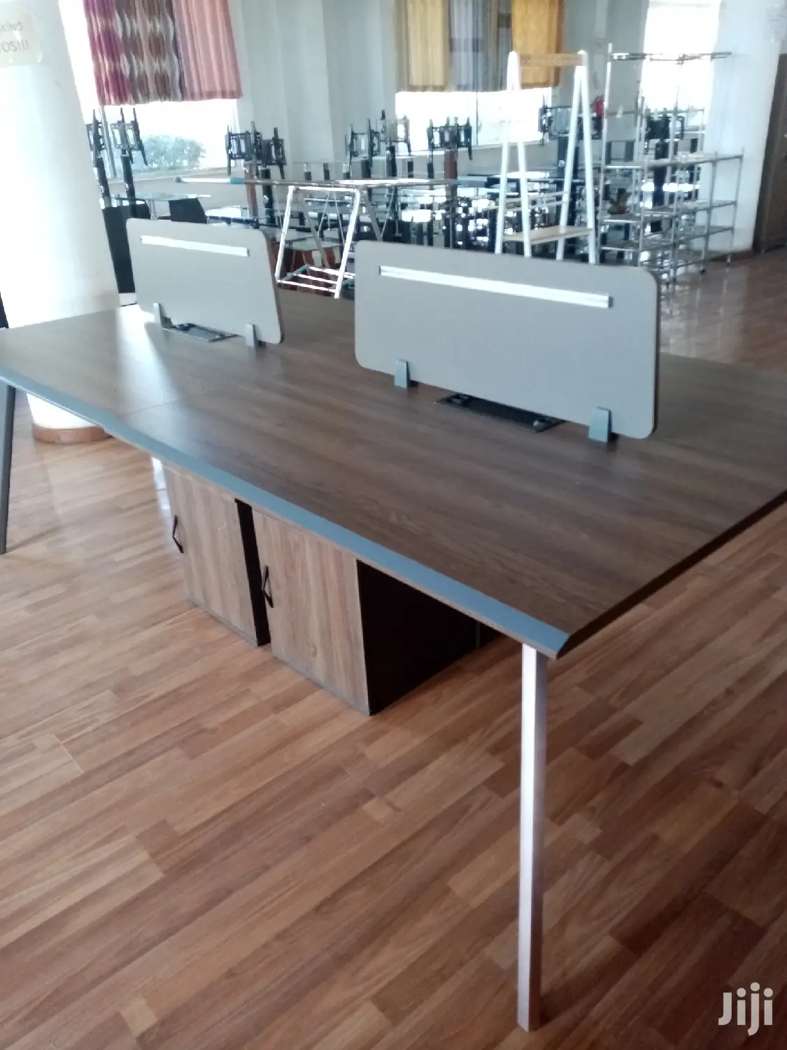 4 Way Workstation