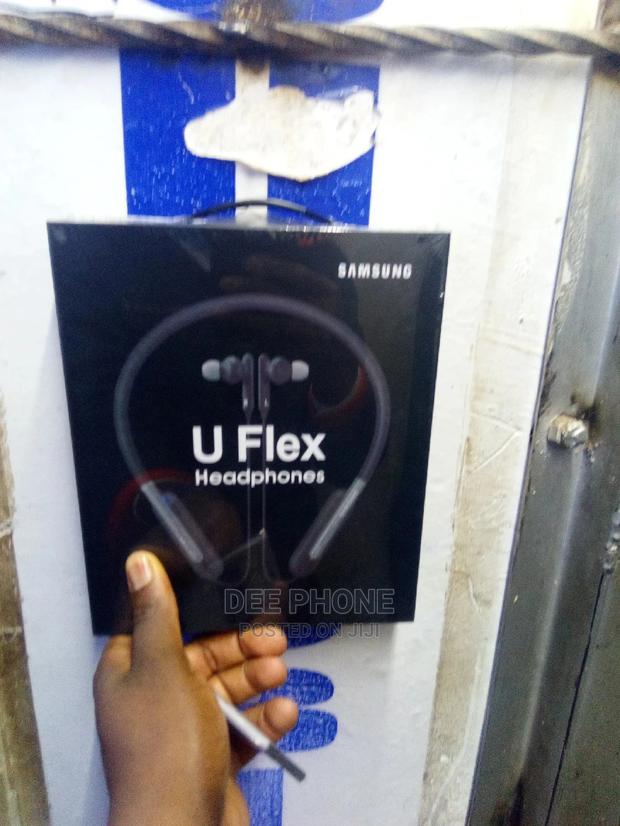 Samsung U Flex Wireless Earphones. - main view