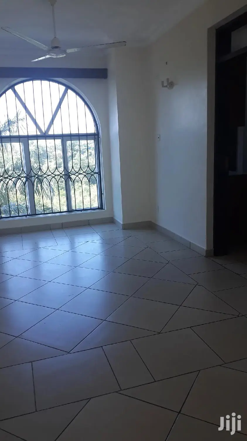 For Sale 3 Bedrooms Apartments Nyali