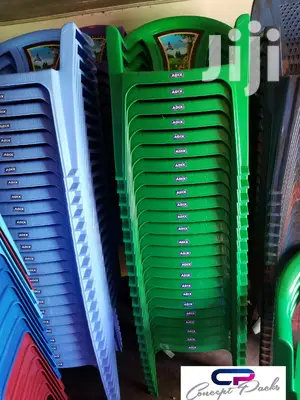 Quality Plastic Chairs. Flower Back
