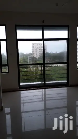 To Let 3 Bedrooms Excutive Flats Nyali