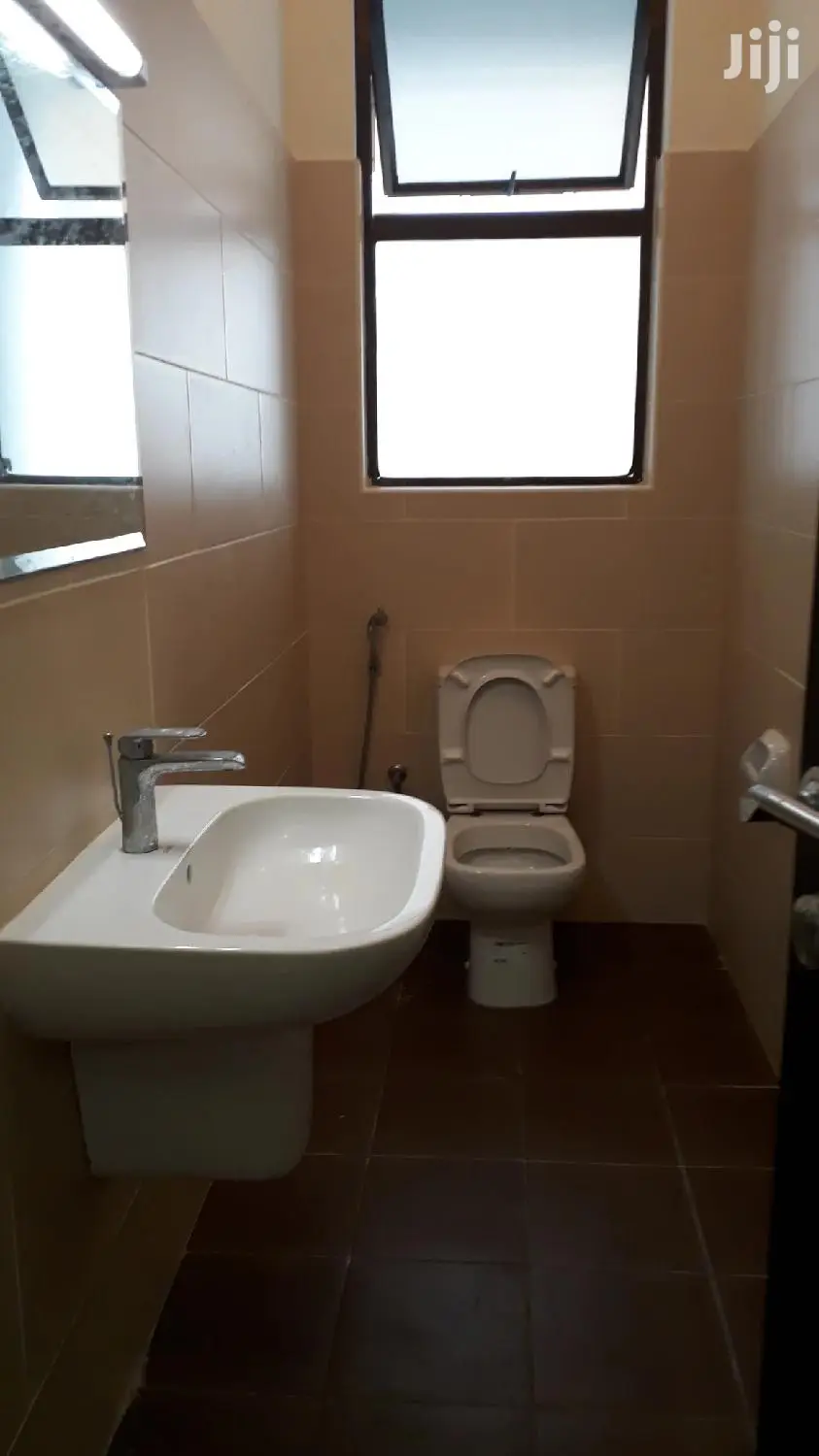 To Let 3 Bedrooms Excutive Flats Nyali
