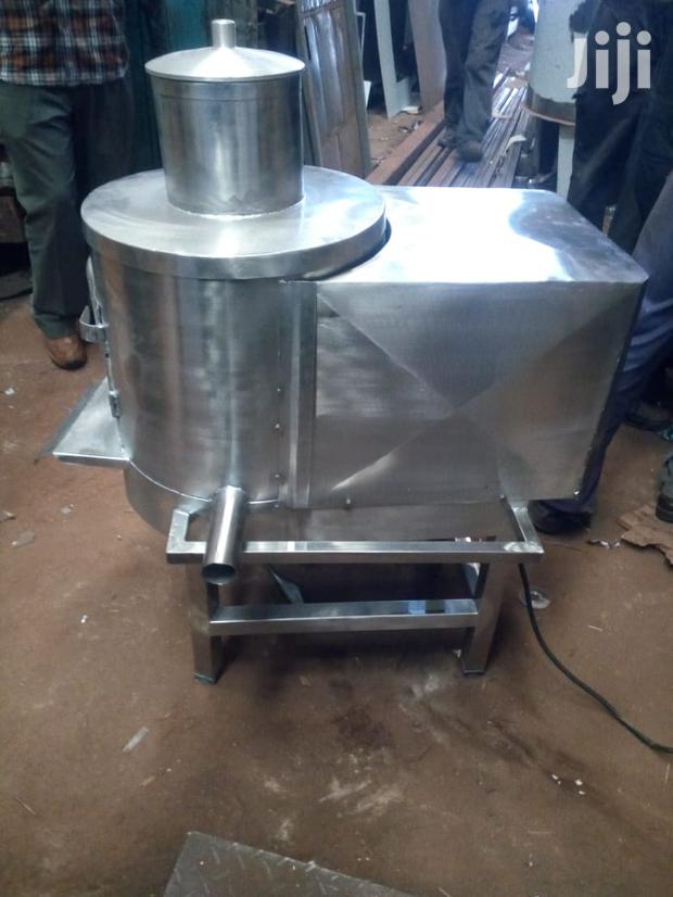 Local Potato Peeler Various Sizes - main view