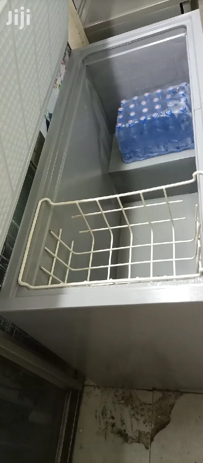400 Litres Freezer