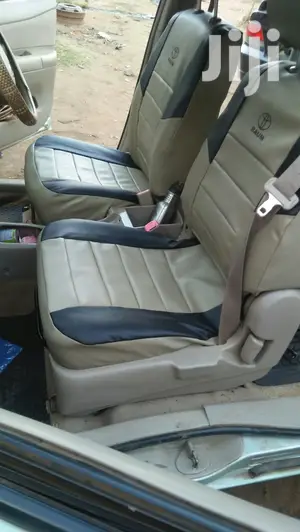 Raum Seat Covers