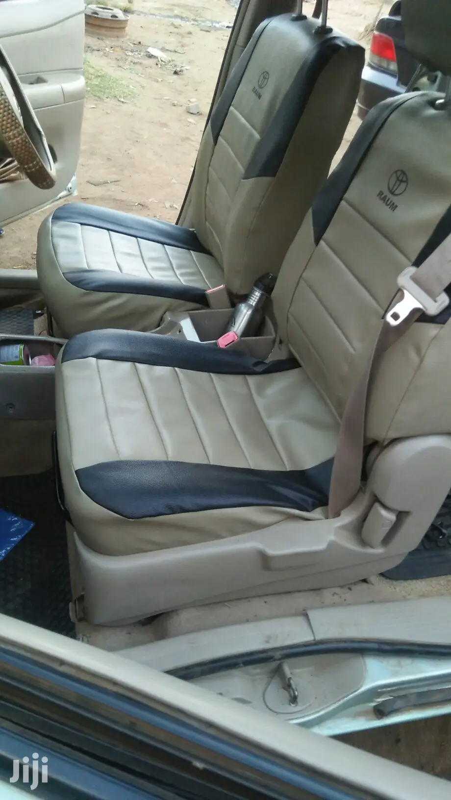 Raum Seat Covers