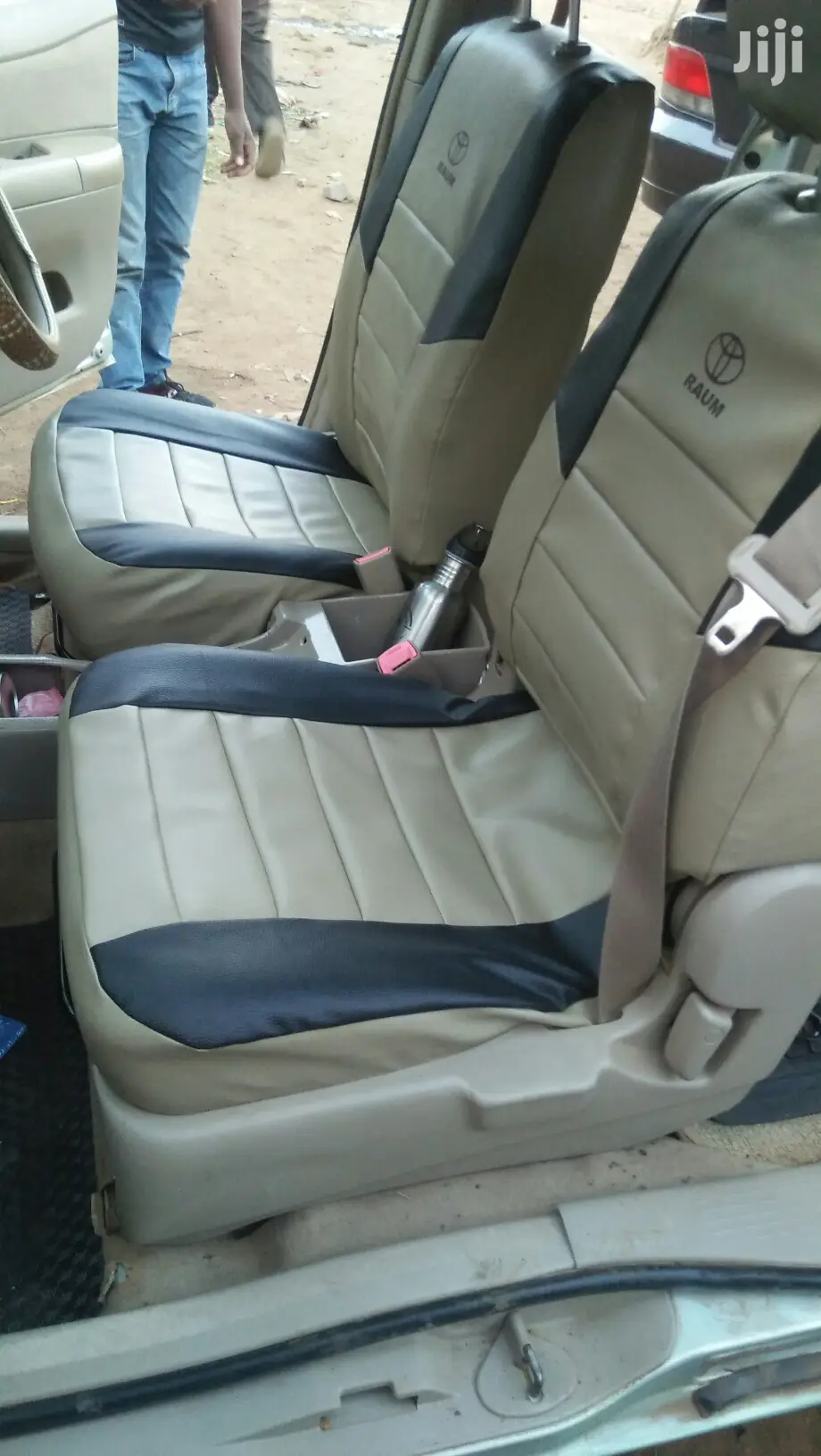 Raum Seat Covers