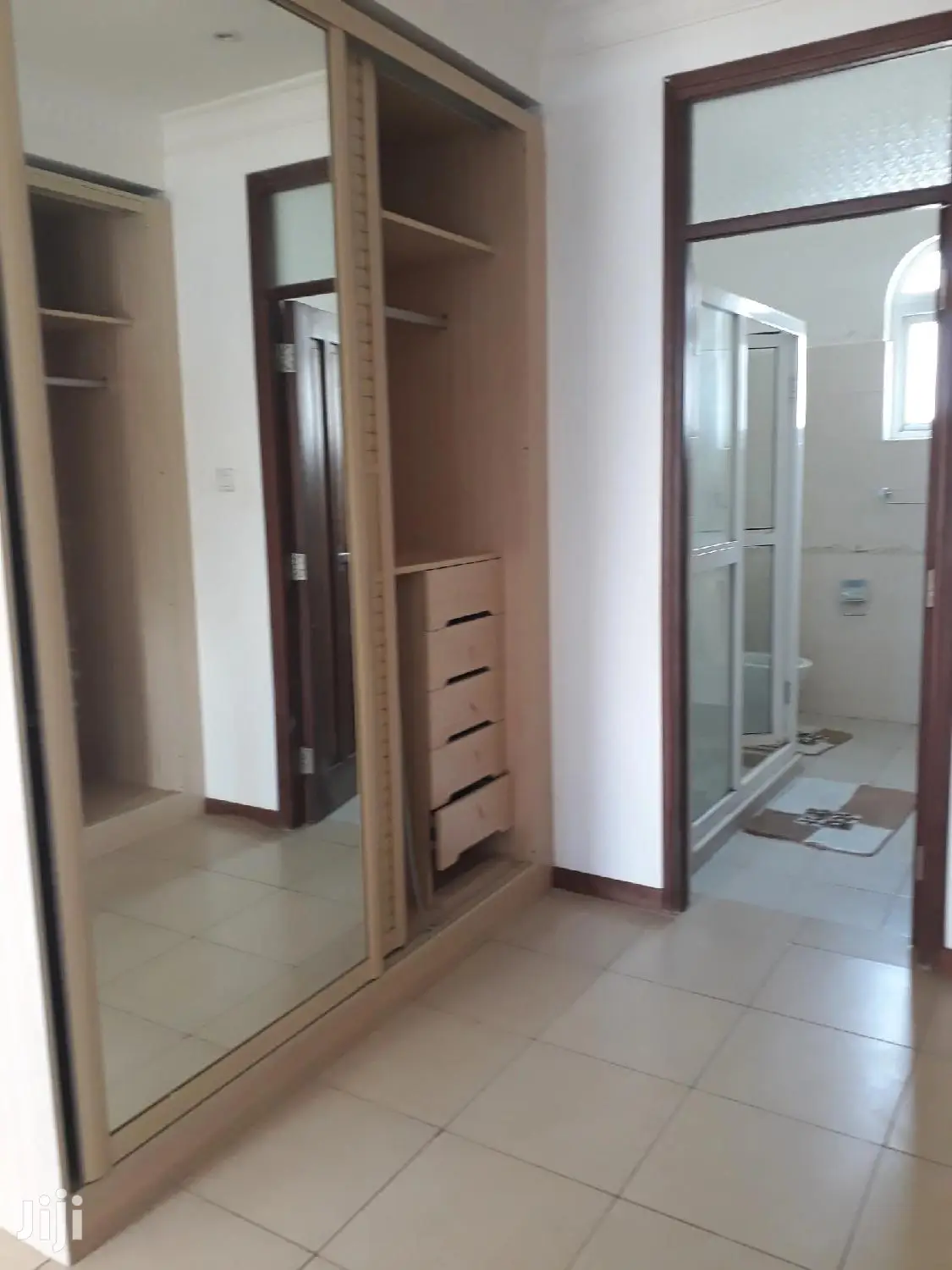 For Sale 2/3 Bedrooms Beach Apartments