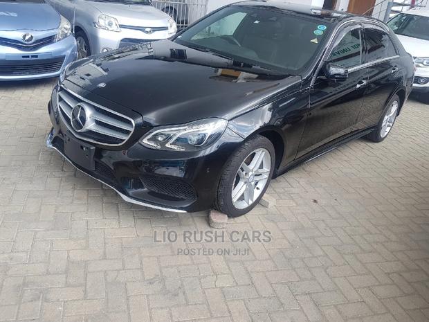 Mercedes-Benz E250 2014 Black - thumbnail 2