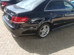 Mercedes-Benz E250 2014 Black