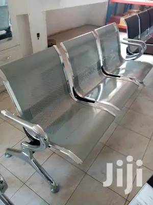 Non Padded Waiting Chair