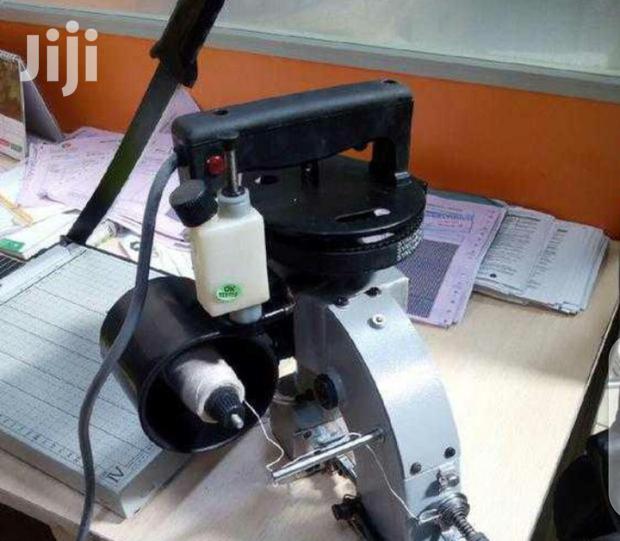 Modern Bag Closer - main view