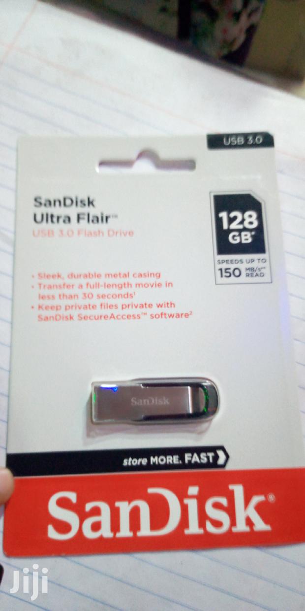 USB 3.0 Flash Drive 128 Gb - thumbnail 2