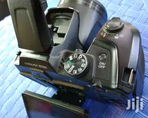 Nikon Bridging Camera