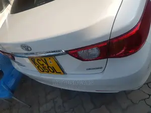 Toyota Mark X 2012 White