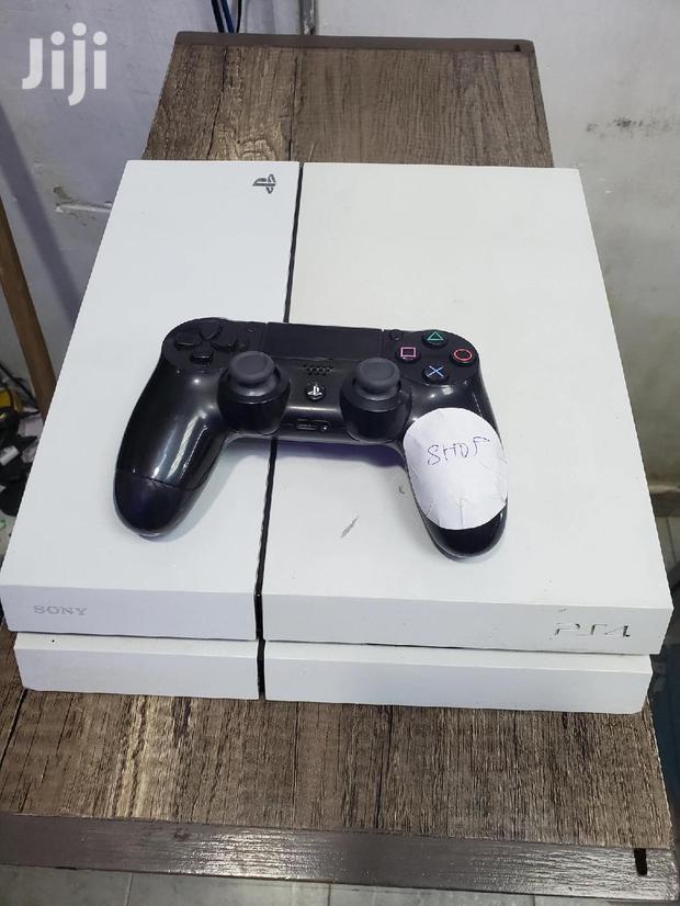 EX UK Ps4 Standard - main view