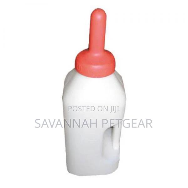 Calf Feeding Bottle - 2 Liters - thumbnail 2