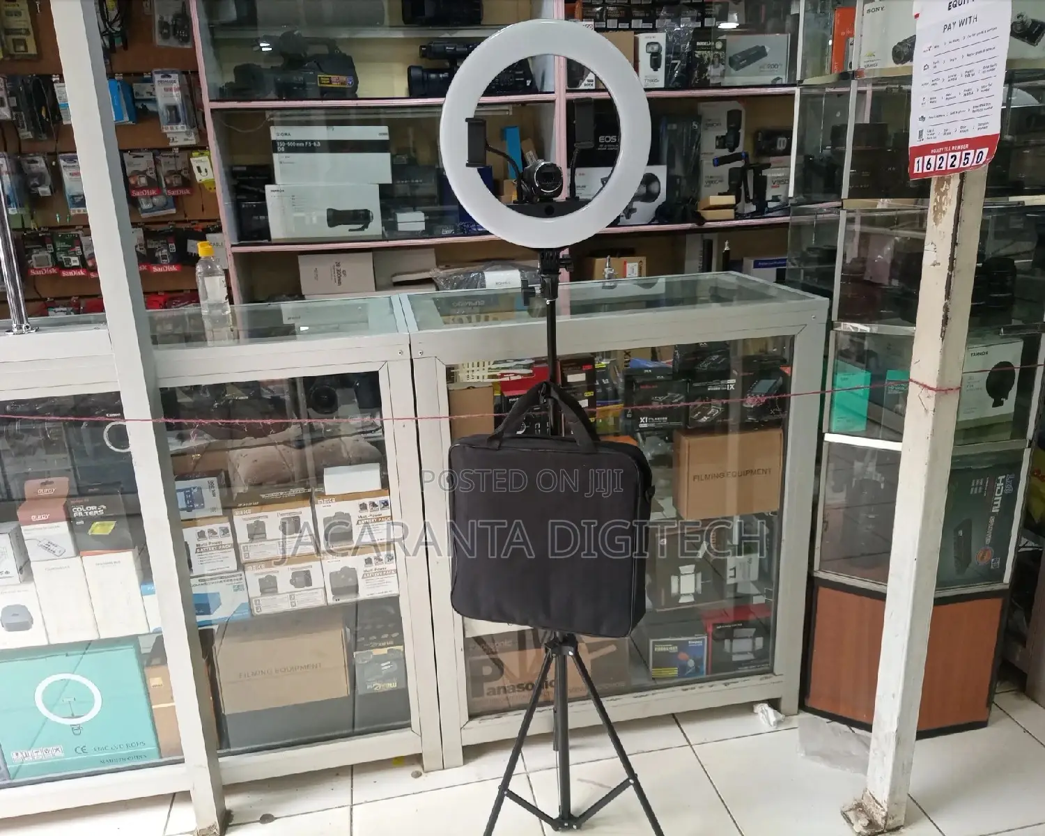 Hq Ring Light 14" With 3 Phone Holders, Bag and Light Stand