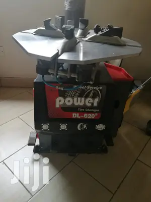 Tyre Change Machine