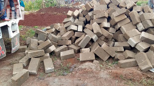 Japhetic Ent.Machine Cut Stones - thumbnail 2
