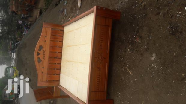Mahogany Bed 4*6fts - thumbnail 3