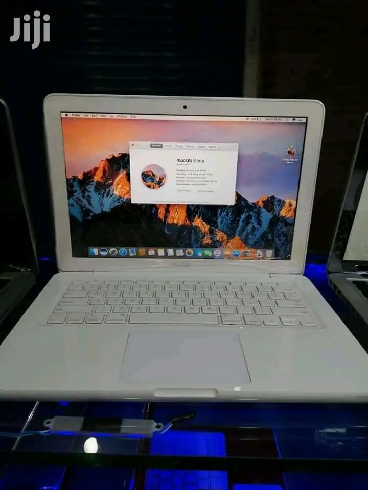 Laptop Apple MacBook 4GB Intel Core 2 Duo HDD 250GB