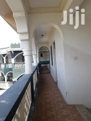 10bdrm House in Nyali for Sale