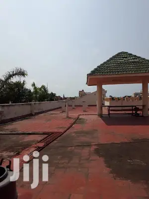 10bdrm House in Nyali for Sale
