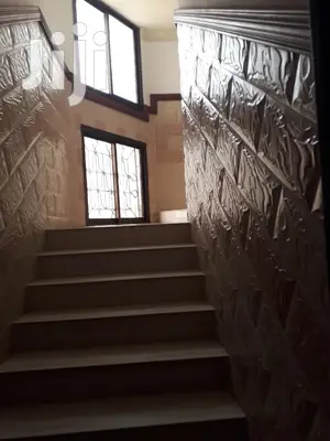 10bdrm House in Nyali for Sale