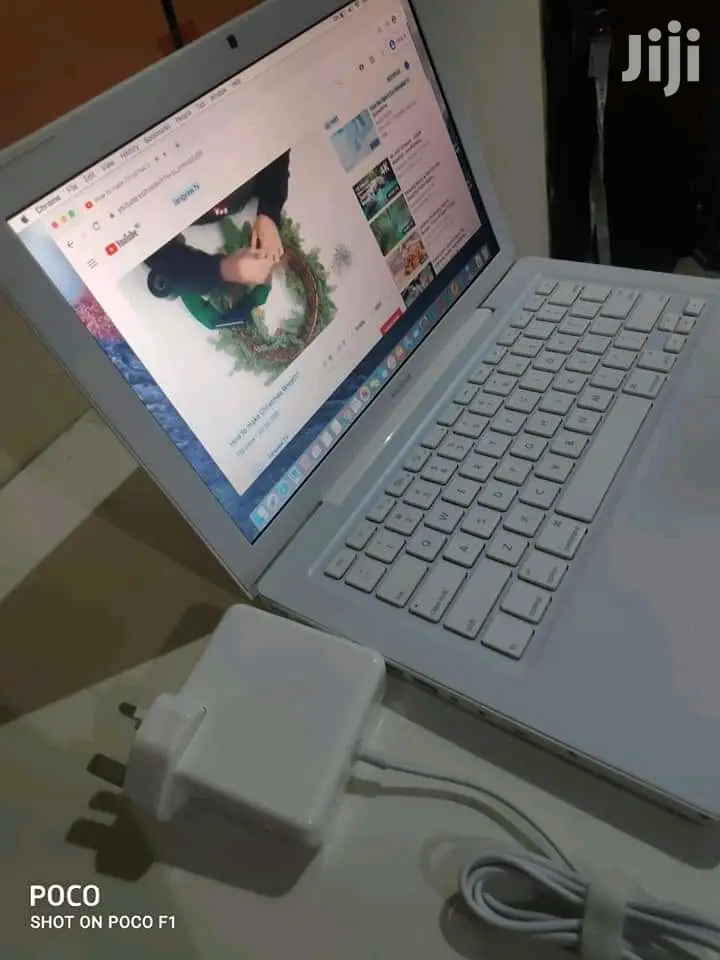 Laptop Apple MacBook 4GB Intel Core 2 Duo HDD 250GB