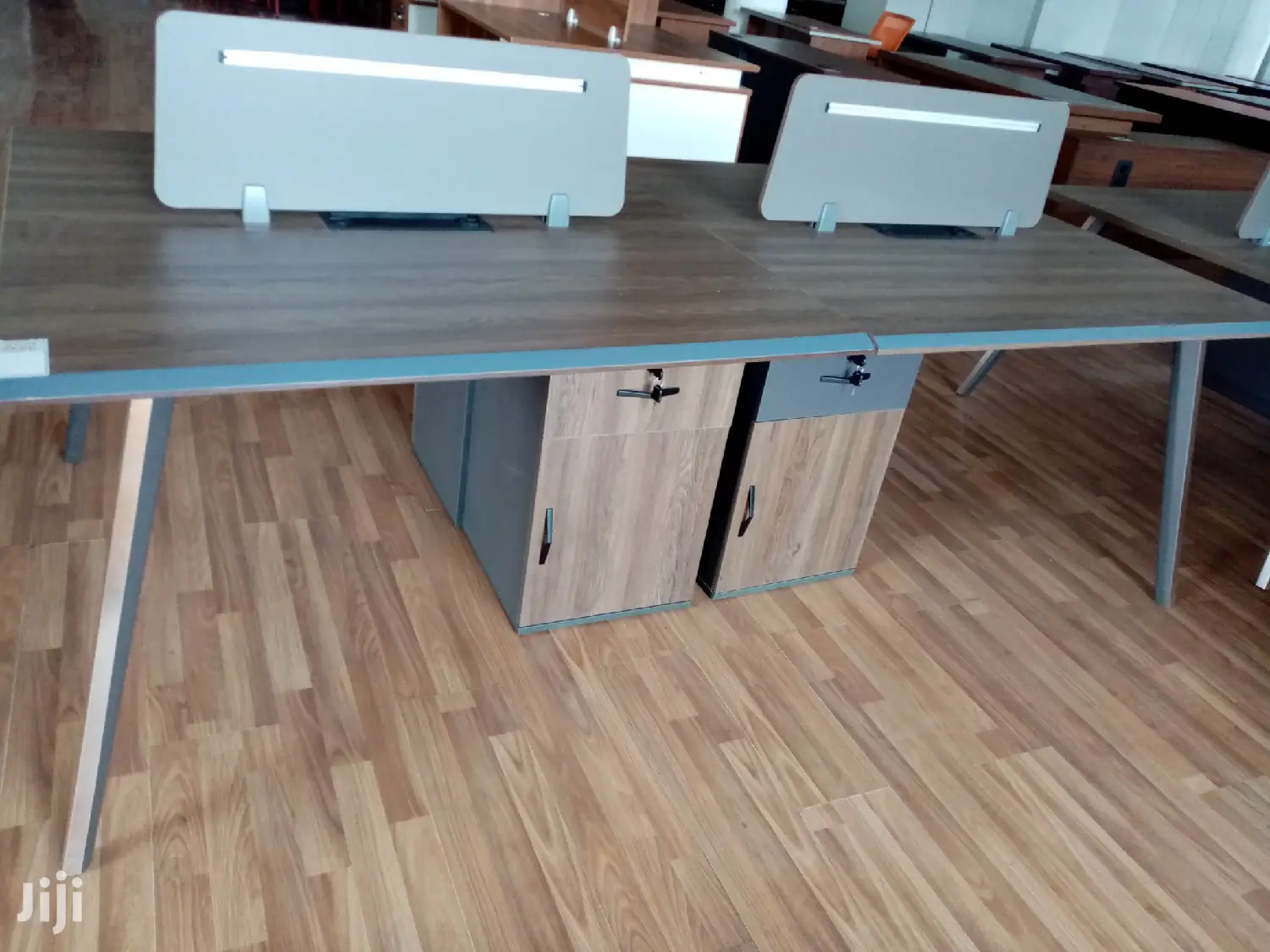 4 Way Workstation