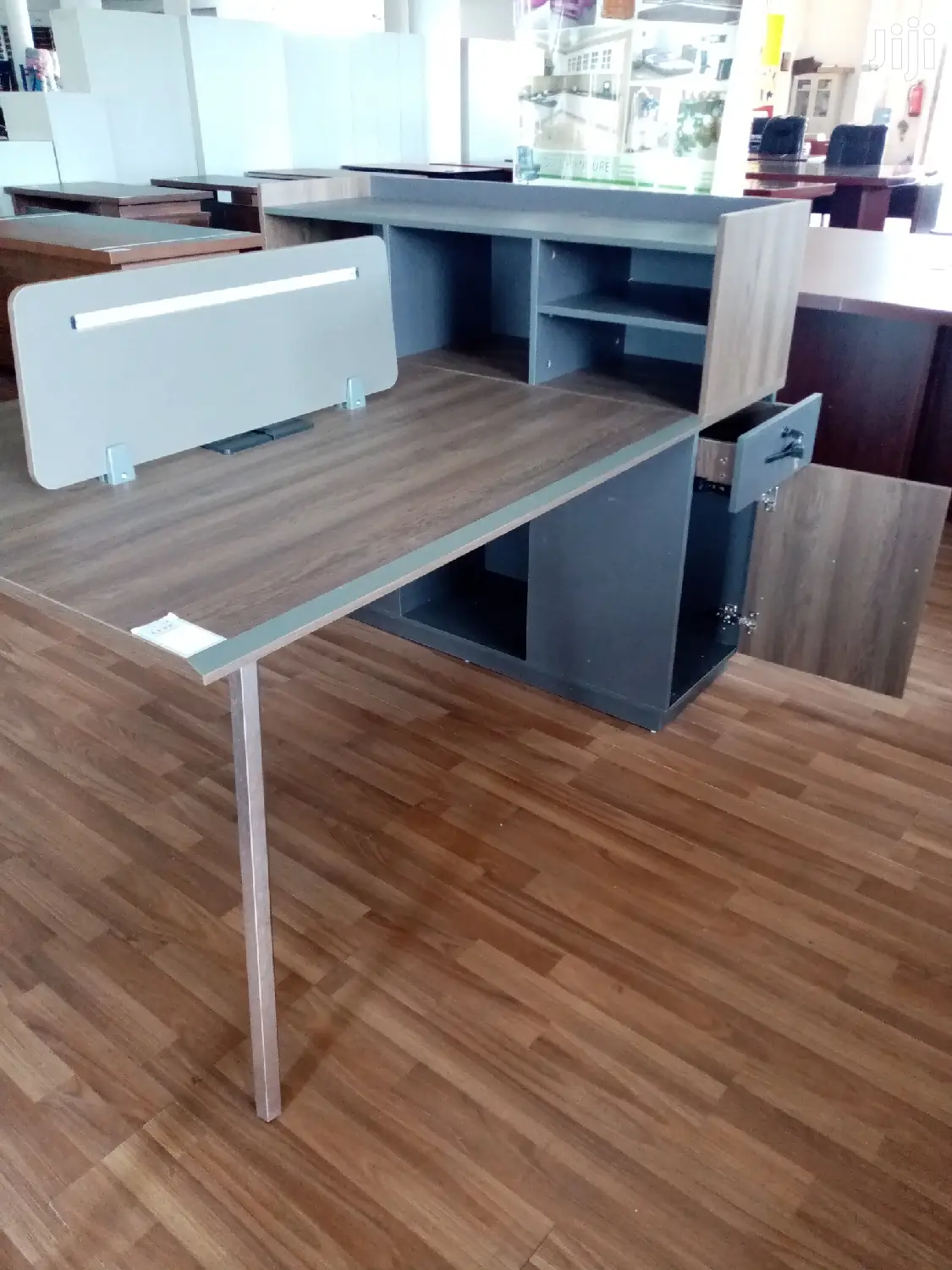 Ideal 2 Way Workstation